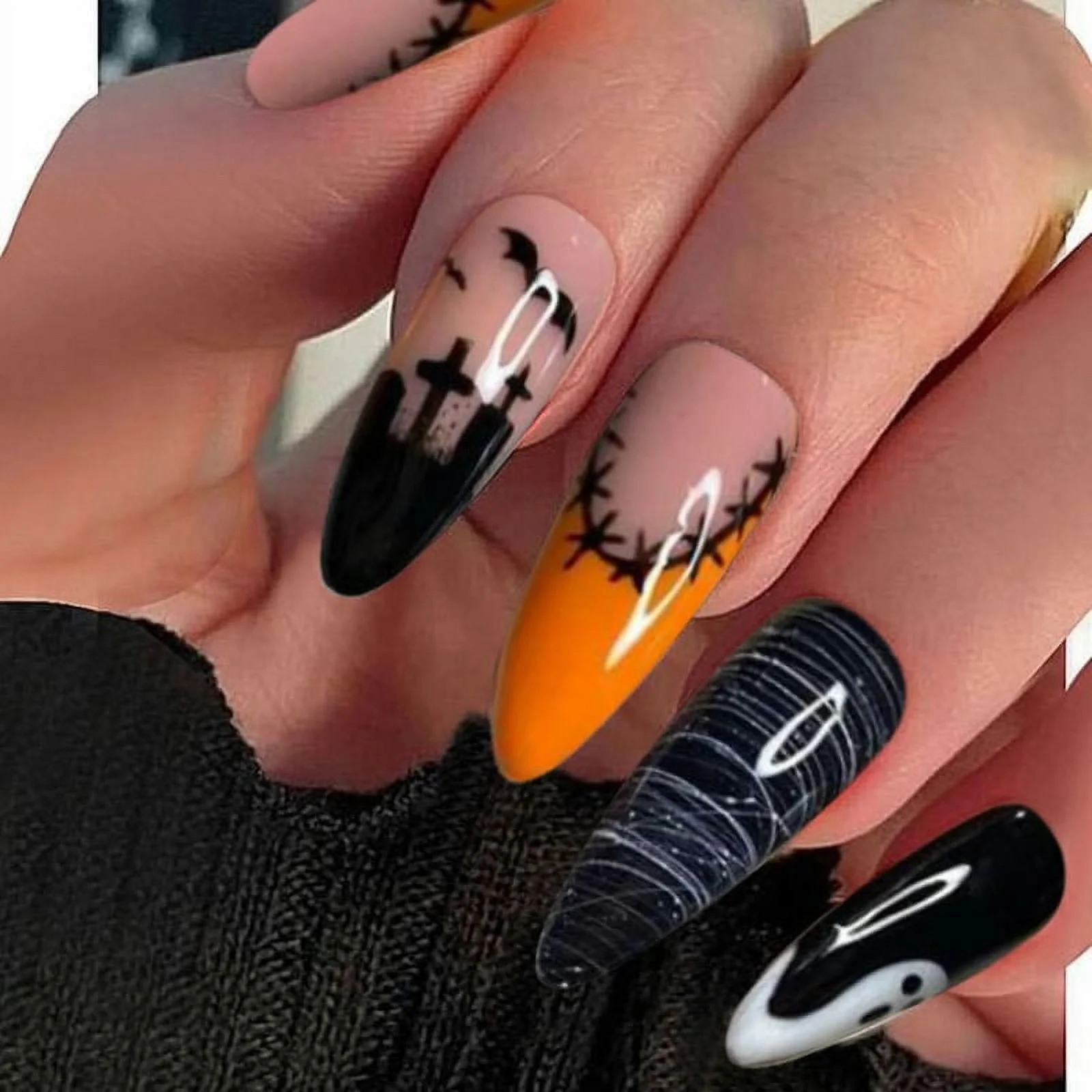 Những mẫu nail Halloween "ma mị"