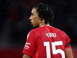 Leny Yoro ra mắt Man United tại Premier League như thế nào? Leny Yoro mới chỉ thi đấu sau quãng thời gian nghỉ ngơi do chấn thương. Ảnh: Internet.