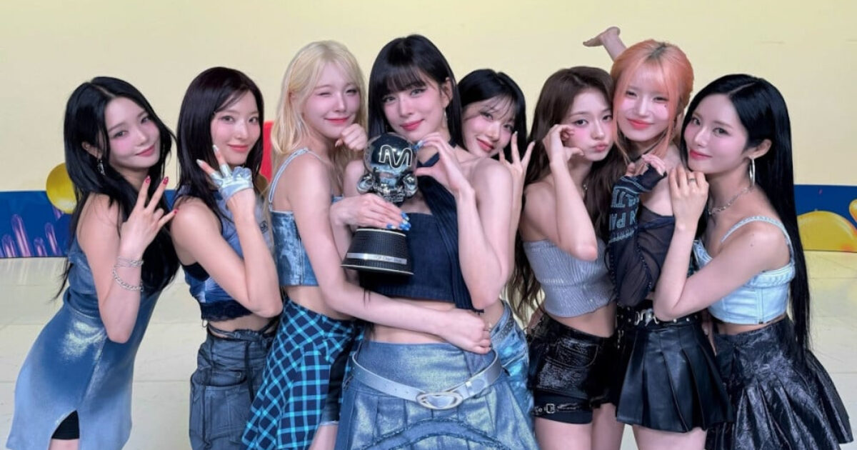 Kế hoạch chuyển giao toàn bộ đội hình của fromis_9 sang công ty mới không diễn ra như dự định (Ảnh: Internet)