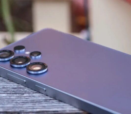 Điện thoại Galaxy S25 Ultra được trang bị kính bảo vệ mới (Ảnh: Internet)