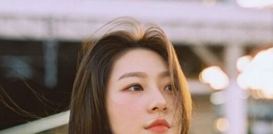 Kim Sae Ron – Diễn viên nhí một thời đột ngột qua đời khiến nhiều người bất ngờ. Hình ảnh của cô nàng gần đây ( ảnh: internet).