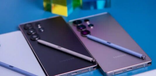 Bút cảm ứng S Pen của điện thoại Galaxy S25 Ultra bị lỗi trục trặc khi dùng phụ kiện từ tính Điện thoại Galaxy S25 Ultra và bút cảm ứng S Pen (Ảnh: Internet)