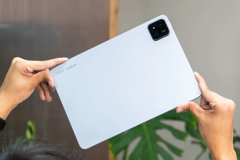 Xiaomi Pad 7 chỉ có 1 camera đủ để chụp tài liệu, hay văn bản nào đó (Ảnh: Internet)