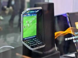 Mẫu điện thoại Asymmetric Flip khi gập lại một phần (Ảnh: Internet)