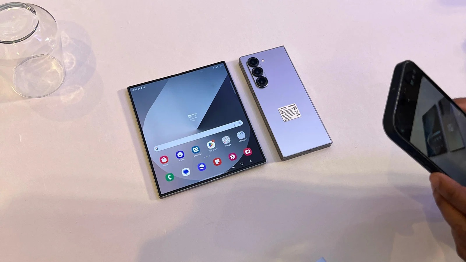 Galaxy Z Fold 6 (Ảnh: Internet)