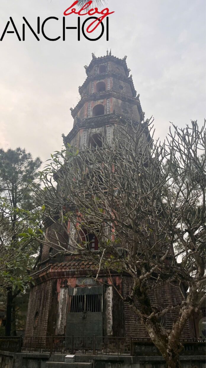 Là người Việt Nam, chắc chắn phải đến Huế 1 lần nhé (Nguồn: BlogAnChoi)