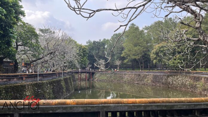 Thành phố Huế mộng mơ và là 1 trang lịch sử của Việt Nam (Nguồn: BlogAnChoi)