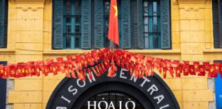 Một ngày làm “Đồng song” ở nhà tù Hỏa Lò, Hà Nội