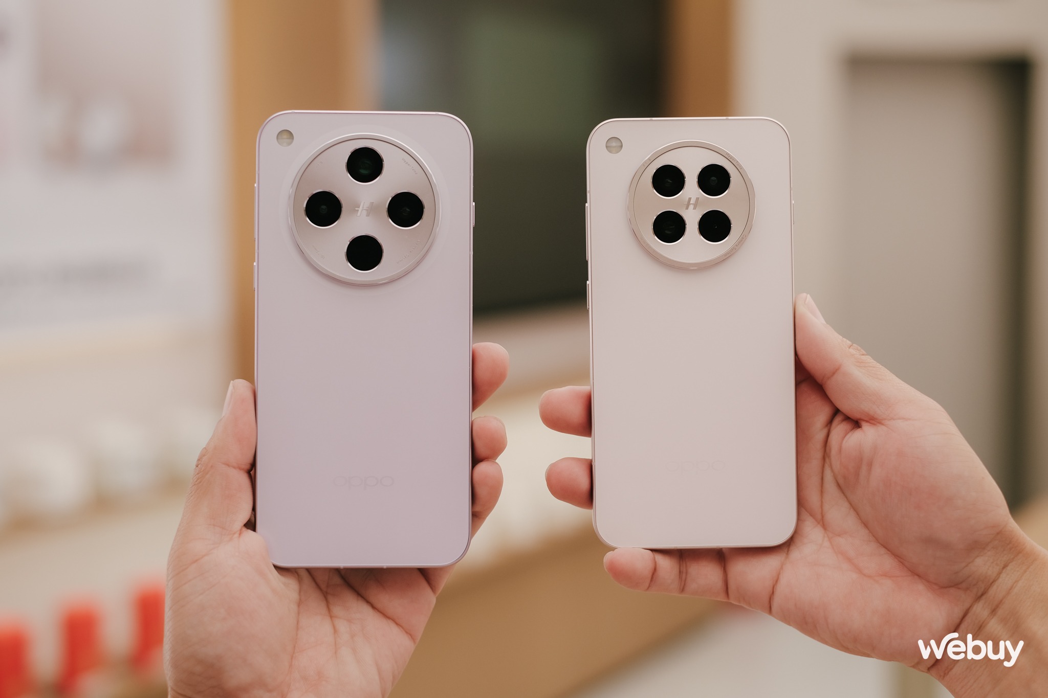 OPPO Find X8s+ (trái) và OPPO Find X8s (phải) (Ảnh: Internet)