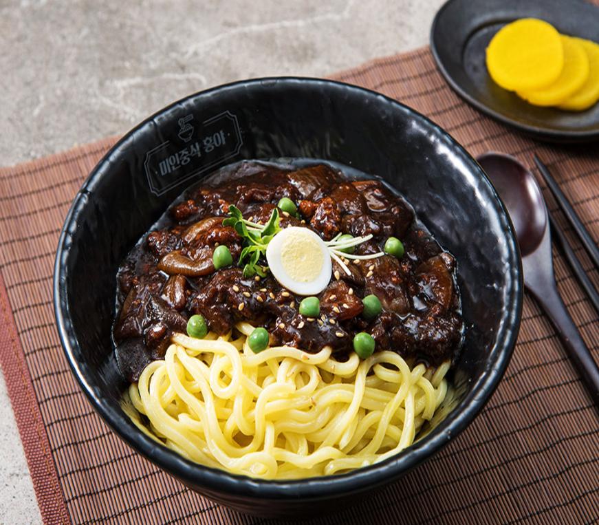 Nên làm gì vào ngày 14/4 Valentine Đen?
