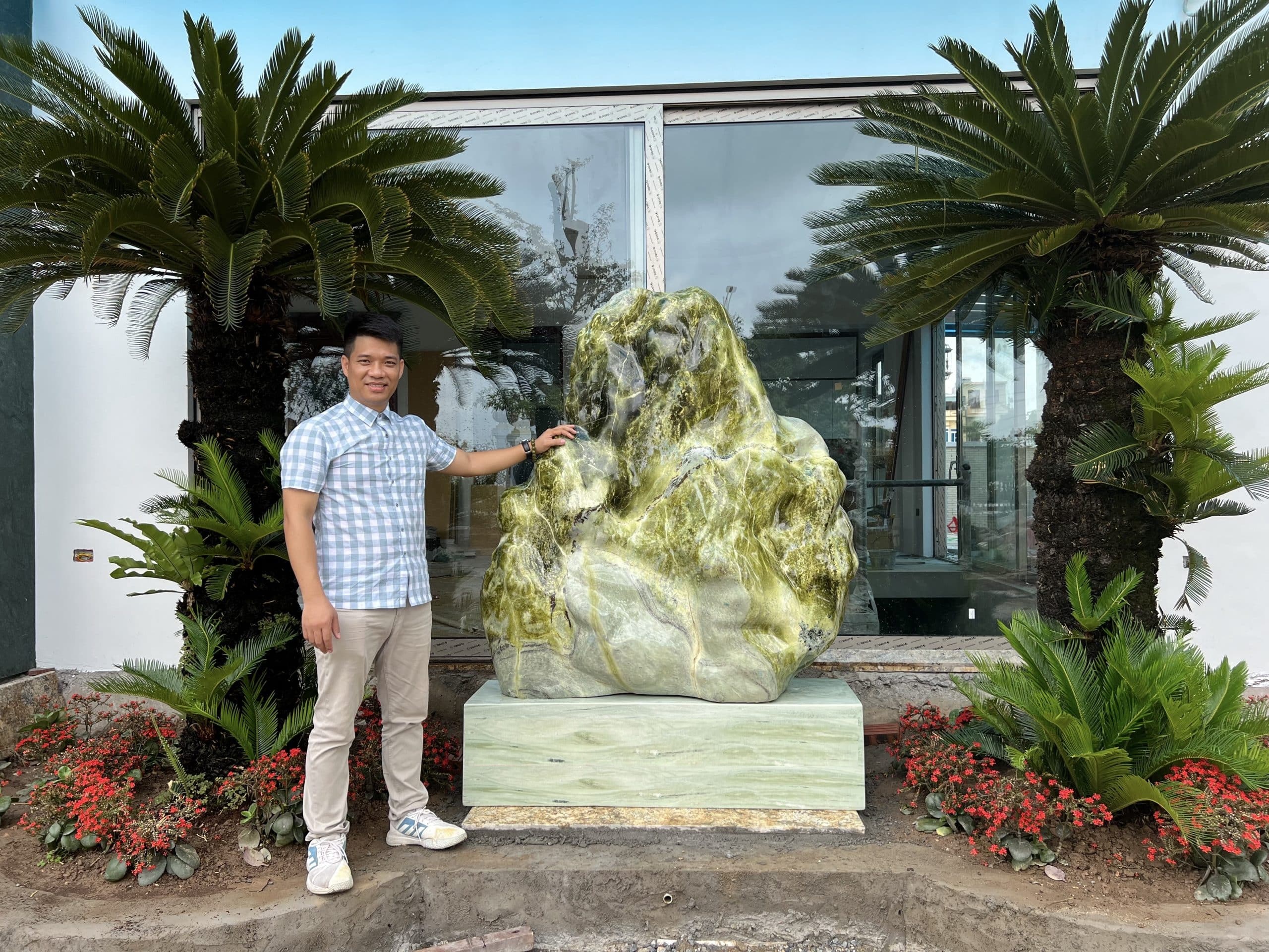 Nguyên tắc đặt đá phong thủy trước cửa nhà (Ảnh: Internet)