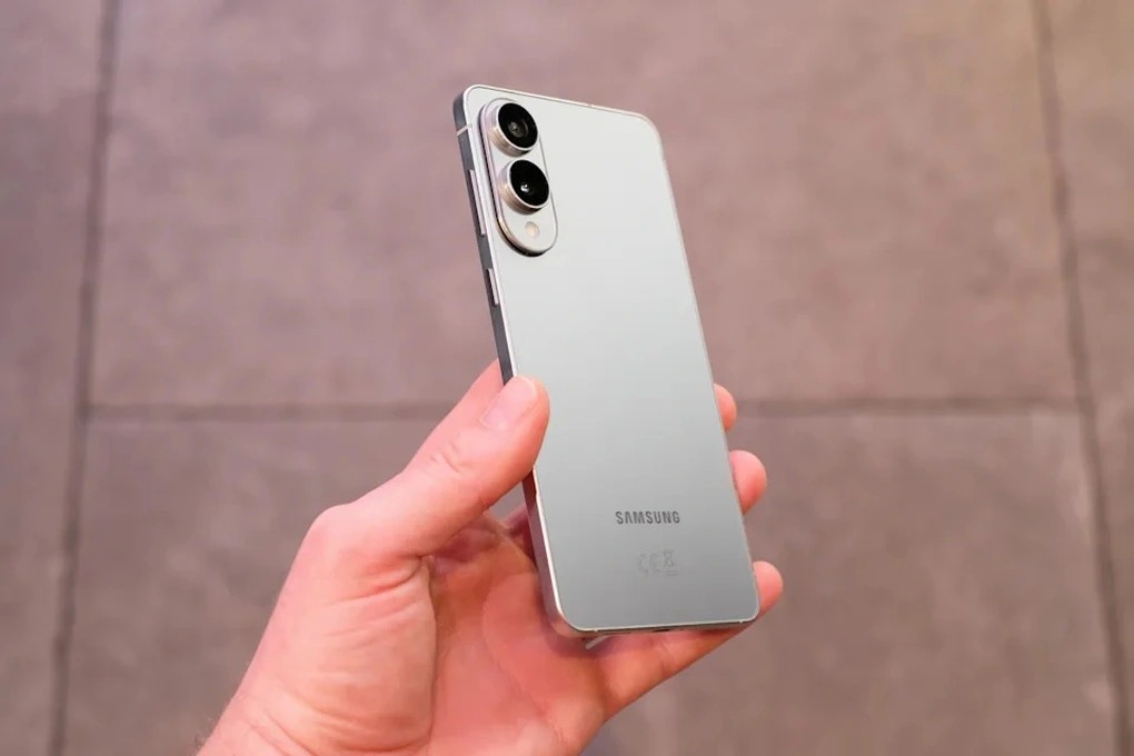 Samsung Galaxy S25 Edge (Ảnh: Internet)