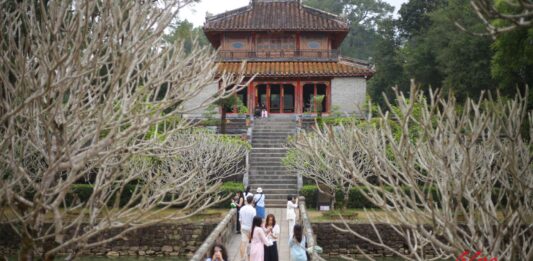 Khám phá Lăng Minh Mạng – Di sản triều Nguyễn và dấu ấn một đấng minh quân Lăng Minh Mạng được khởi công xây dựng từ năm 1840 (Nguồn: BlogAnChoi