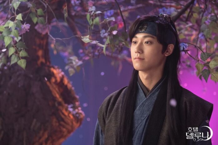 Tạo hình gây thương nhớ của Lee Dohyun trong Hotel Del Luna (Nguồn ảnh: Internet)