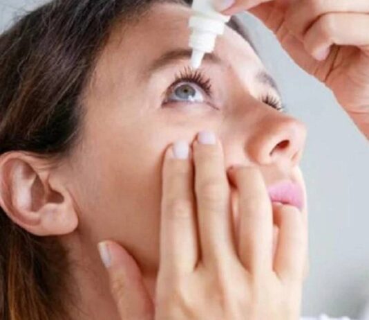 Khô mắt sau khi thức dậy: Nguyên nhân và cách khắc phục hiệu quả Khô mắt sau khi thức dậy