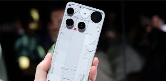 Điện thoại Nothing Phone 3 (Ảnh: Internet)