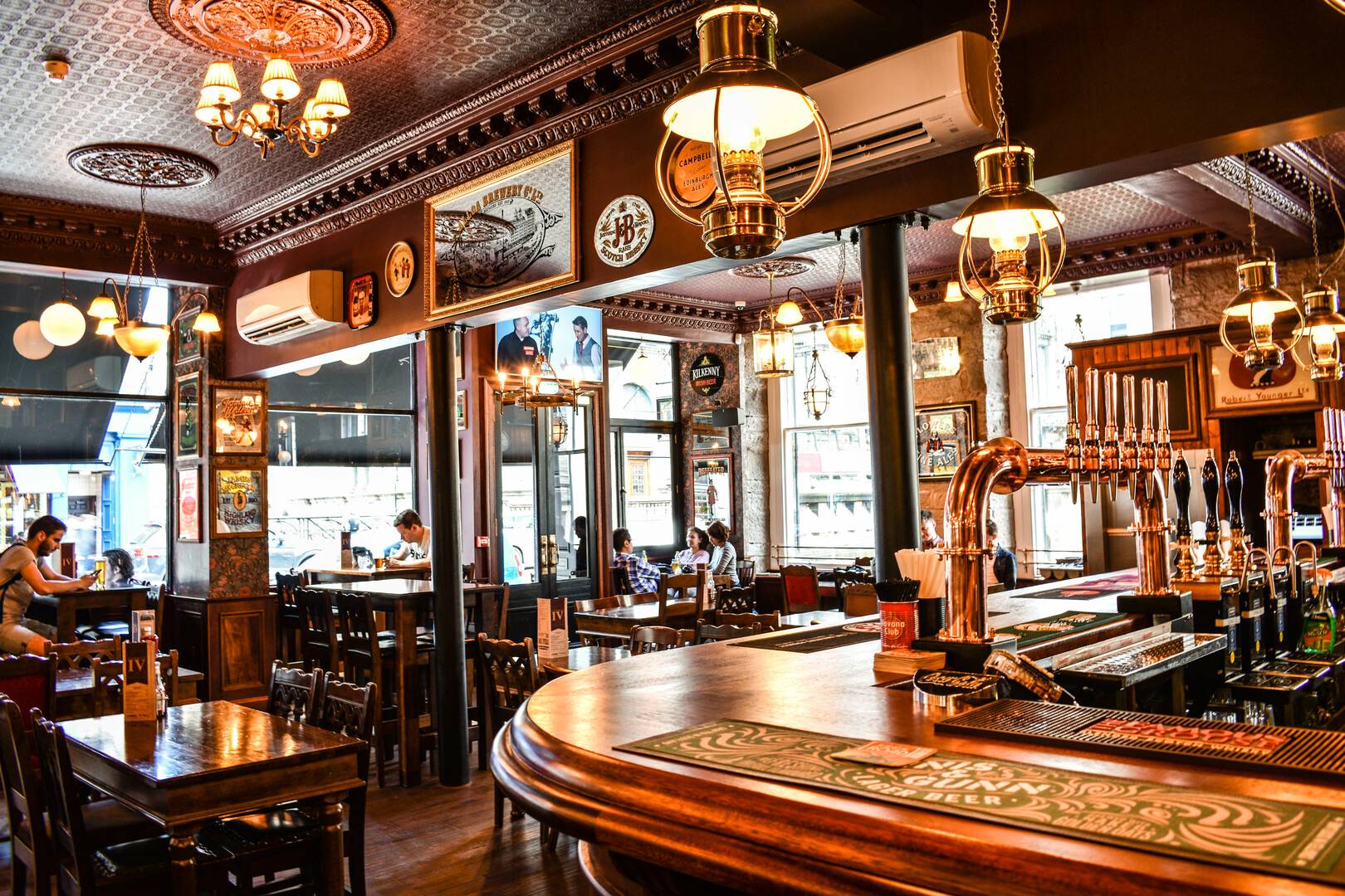 Một quán pub tại Edinburgh (Ảnh: Internet)