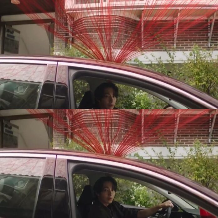 Sợi chỉ đỏ trên đầu mỗi người liệu sẽ góp phần gì trong bộ phim này (Nguồn ảnh: Internet)