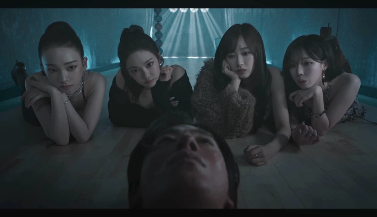 Trong "Rich Man", aespa muốn thách thức định kiến xã hội về “người giàu” – không phải bằng xe sang hay đồ hiệu, mà bằng nội lực, giá trị cá nhân và tinh thần độc lập. Thông điệp này đặc biệt nổi bật trong bối cảnh K-pop ngày càng chú trọng các chủ đề empowerment và bản sắc (Ảnh: Internet)