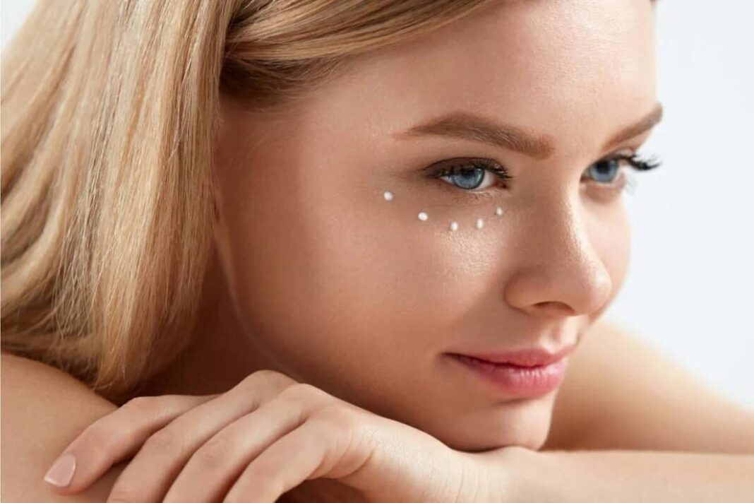 5 sai lầm phổ biến khi dùng kem dưỡng mắt và cách khắc phục