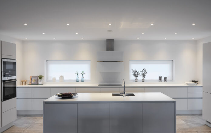 Không lạm dụng đèn âm trần