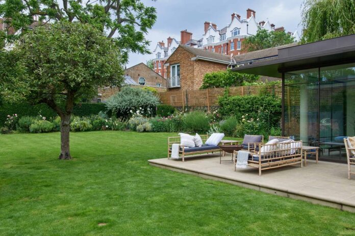 Làm mờ ranh giới