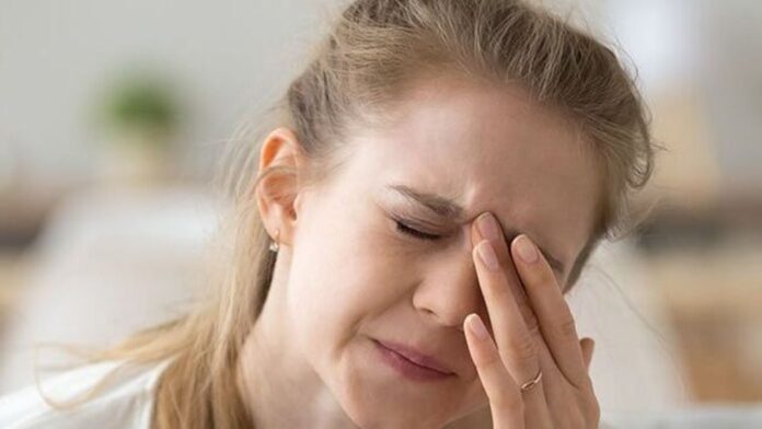 Mắt mờ, nhìn không rõ