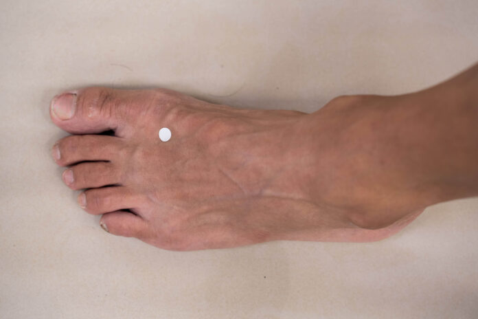 Tăng cường trí nhớ bằng cách bấm huyệt (Ảnh: Internet)