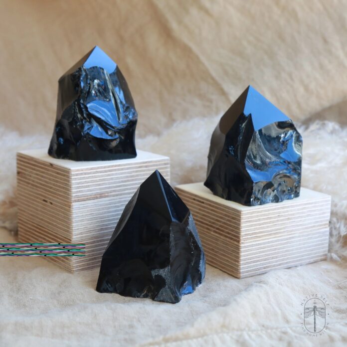 Obsidian: Hấp thụ năng lượng xấu