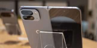 Pixel 10 Pro Fold màu Moonstone (Ảnh: Internet)