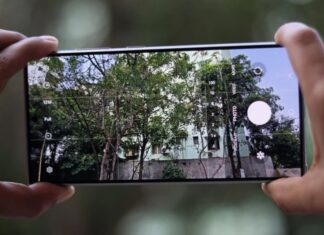 Chụp ảnh bằng điện thoại Samsung (Ảnh: Internet)