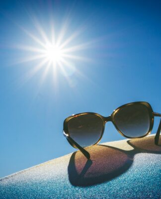 Bí quyết giữ sức khỏe và tránh nóng trong mùa hè.(Nguồn: Internet)