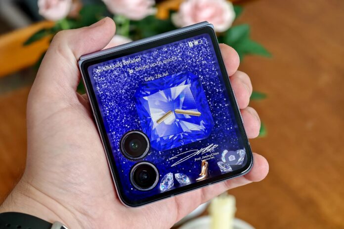 Honor Magic V Flip 2 (Ảnh: Internet)