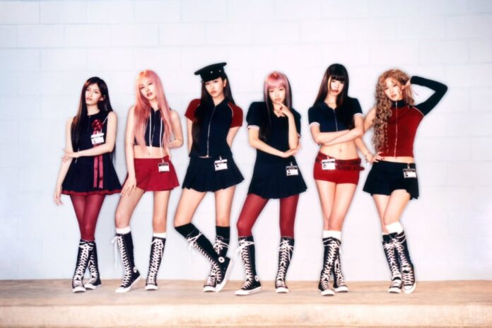 IVE debut vào năm 2021 và nhanh chóng trở thành hiện tượng với các ca khúc hit, nhận được sự yêu mến rộng rãi từ khán giả trong nước và quốc tế (Ảnh: Internet)