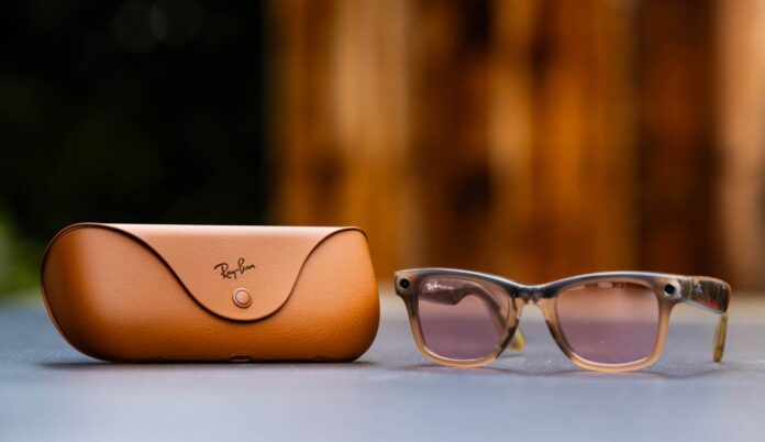 Kính thông minh Ray-Ban Meta (Ảnh: Internet) Kính thông minh Ray-Ban Meta (Ảnh: Internet)