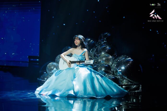 52Hz cực nữ tính trong chung kết Em Xinh Say Hi