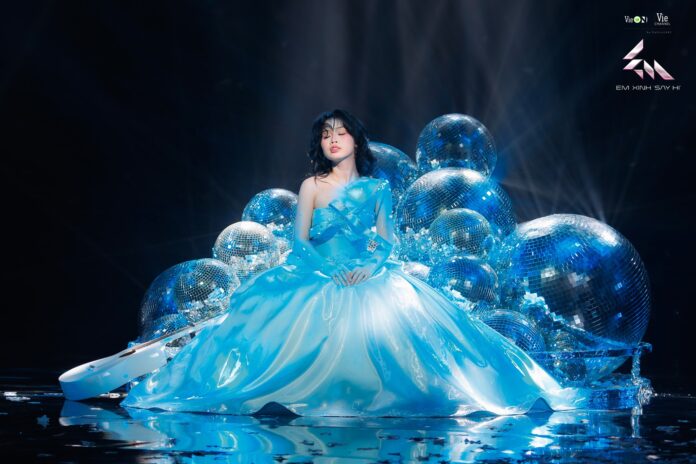 Trời Sao" chính là món quà âm nhạc đặc biệt mà cô dành tặng cho người ông quá cố