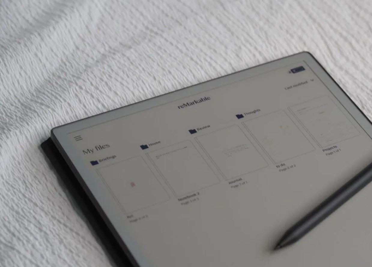 Máy tính bảng reMarkable Paper Pro (Ảnh: Internet)