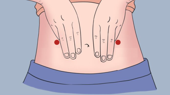 Bấm huyệt giảm đầy hơi, thon gọn bụng dưới