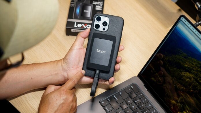 Ổ SSD dành cho điện thoại (Ảnh: Internet) Ổ SSD dành cho điện thoại (Ảnh: Internet)