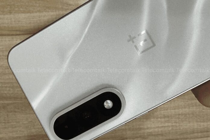 OnePlus Nord 5 (Ảnh: Internet)