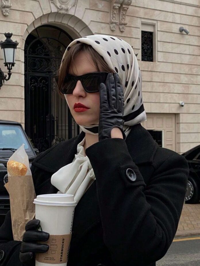 Phối đồ theo 6 phong cách retro từ Hồng Kông đến Y2K đẹp sang trọng mà trẻ trung Những yếu tố chính của phong cách Retro (Ảnh: Internet)