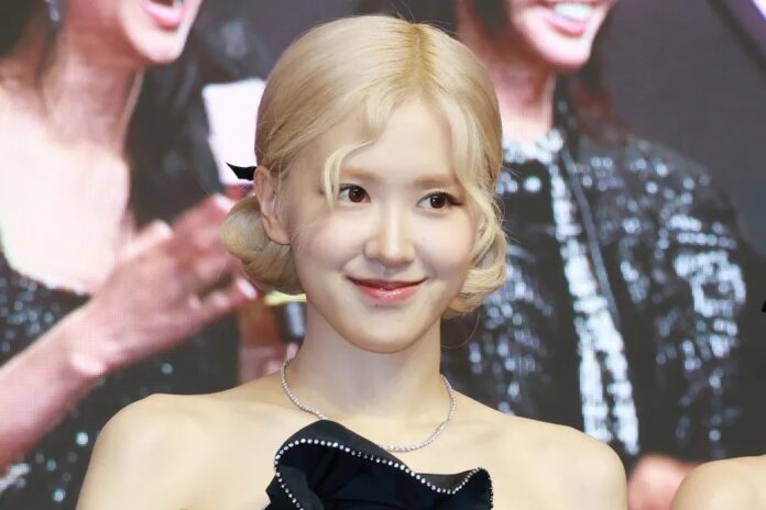 Dù gắn liền với hình ảnh của BLACKPINK, Rosé đang từng bước định hình tên tuổi riêng trong âm nhạc quốc tế – một hướng đi tương tự các siêu sao solo như Beyoncé hay Harry Styles sau khi tách nhóm (Ảnh: Internet)