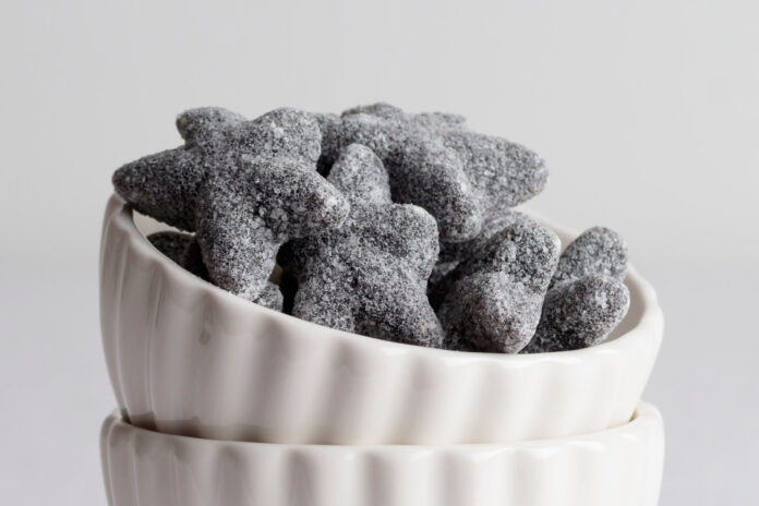 Kẹo cam thảo mặn (Ảnh: Internet)