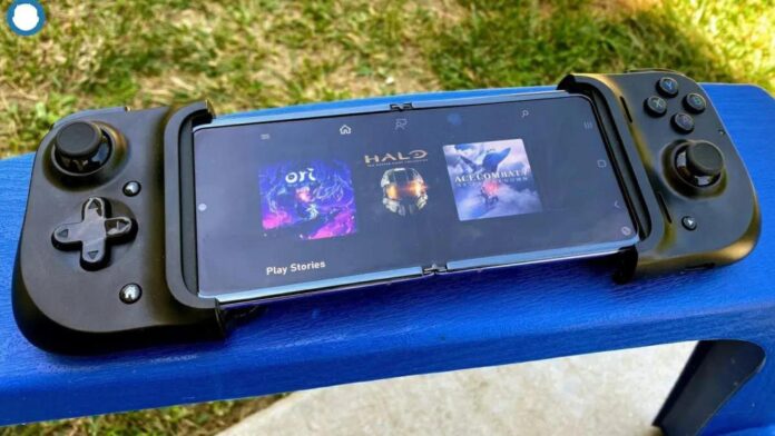 Tay cầm chơi game (Ảnh: Internet) Tay cầm chơi game (Ảnh: Internet)