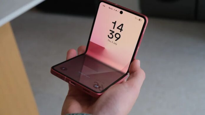 Galaxy Z Flip 7 (Ảnh: Internet)