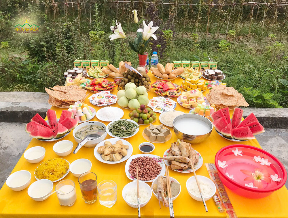 Vật thực cúng cô hồn tháng 7 chay tịnh, tinh khiết mang lại rất nhiều phước báu