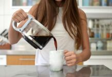 7 dấu hiệu cho thấy bạn đang tiêu thụ quá nhiều caffeine