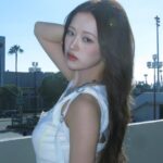 Ahn Yu Jin gây bất ngờ với vai thám tử trẻ nhất trong ‘Crime Scene Zero’: “Tôi đã phải vượt qua sự rụt rè của chính mình” Sự xuất hiện của Ahn Yu Jin trong Crime Scene Zero đánh dấu một bước tiến quan trọng trong sự nghiệp giải trí đa dạng của cô, cho thấy tiềm năng mở rộng vượt khỏi hình ảnh idol (Ảnh: Internet)