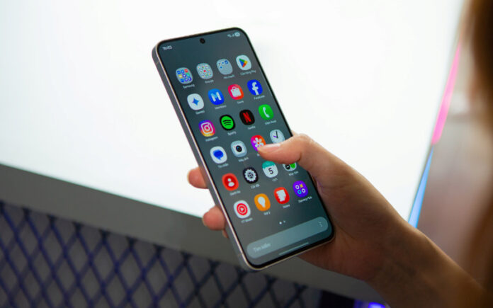 Chip Exynos 2400 khiến S25 FE hụt hơi trước dòng flagship (Ảnh: Internet)